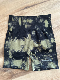 GREEN TYE DYE BIKER SHORTS